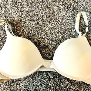 Pepper bra, brand new, size 34B